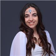 Profesora de canto desde 2018. Directora coral desde 2022. 
Cantante, compositora y autora.